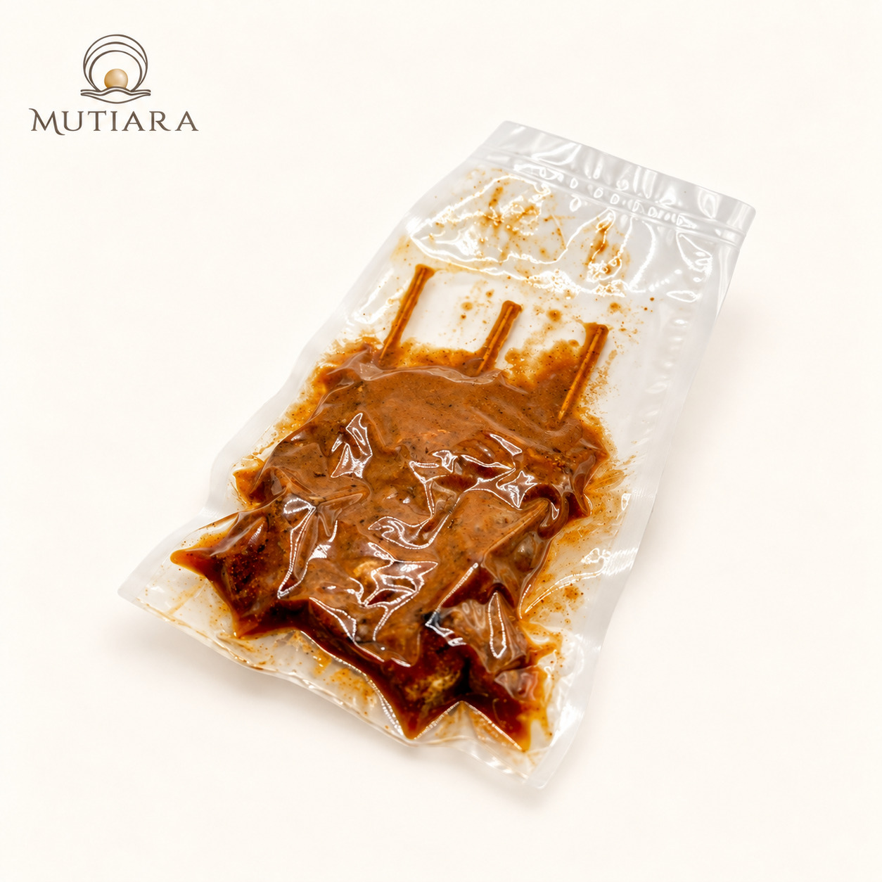Sate Babi (varken) 3 st met saus DIEPVRIES (20/BOX)